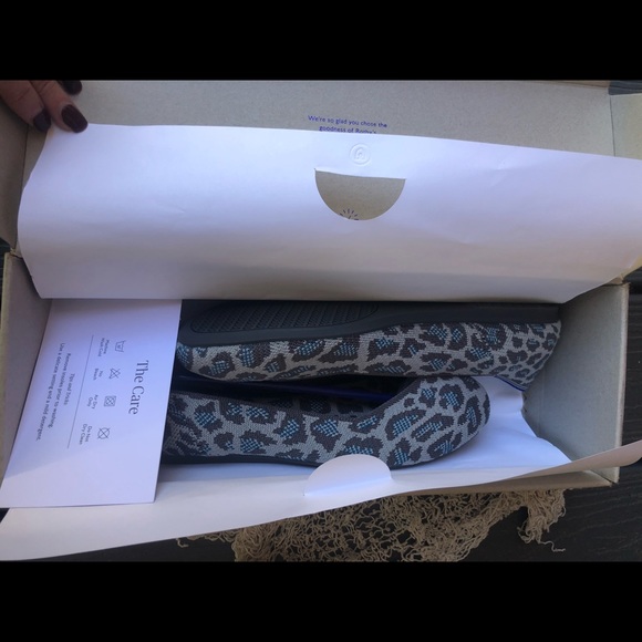 BNIB Grey Spotted Rothy’s 8.5 - Picture 7 of 7